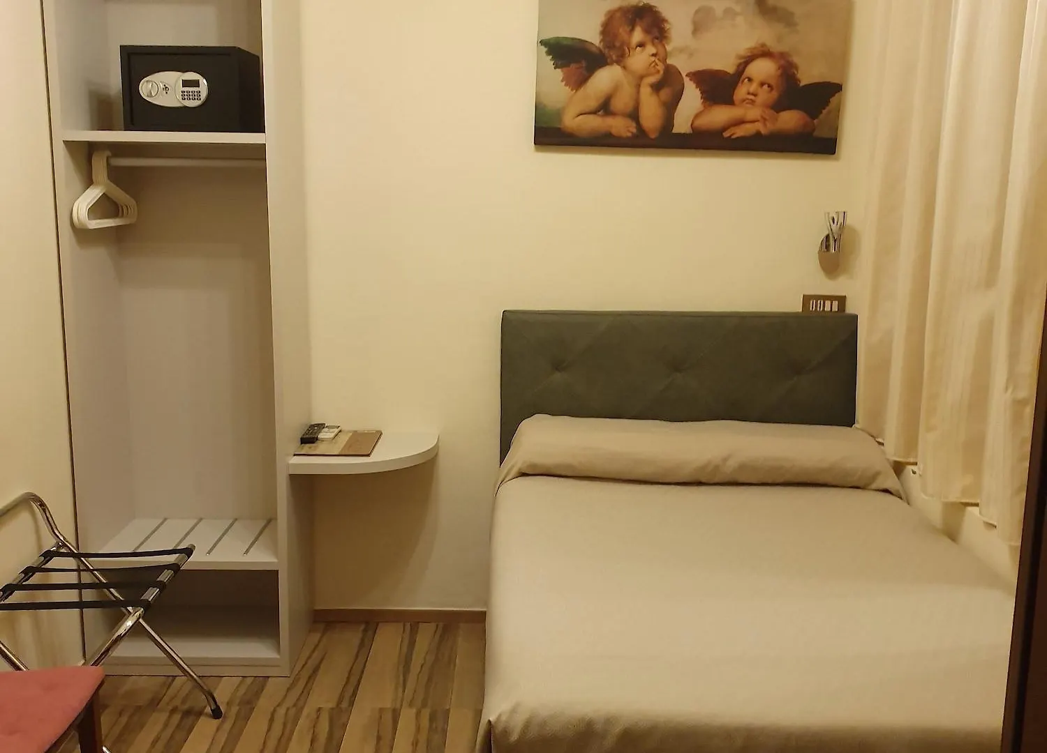 Hotel Ester Florens