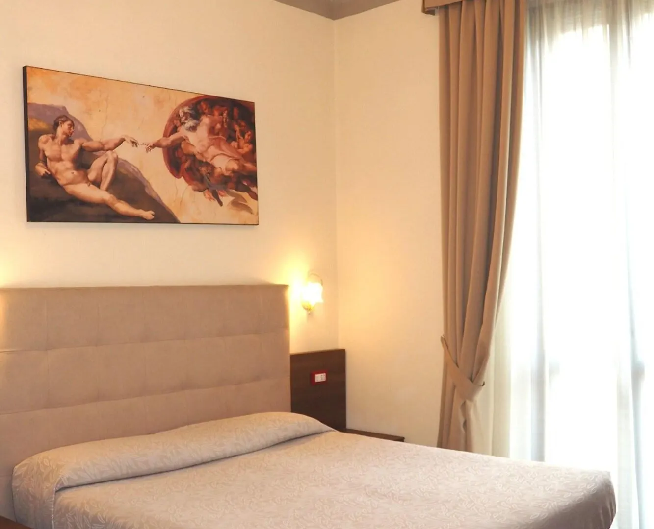 Hotel Ester Florens 3*,  Italien